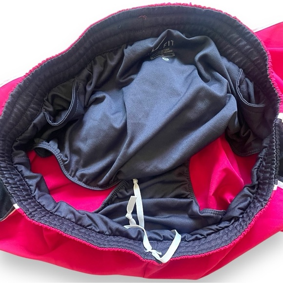 Nike Dri-FIT Women’s Size M Black and Pink Running Shorts  with Hidden Pockets - Picture 6 of 9